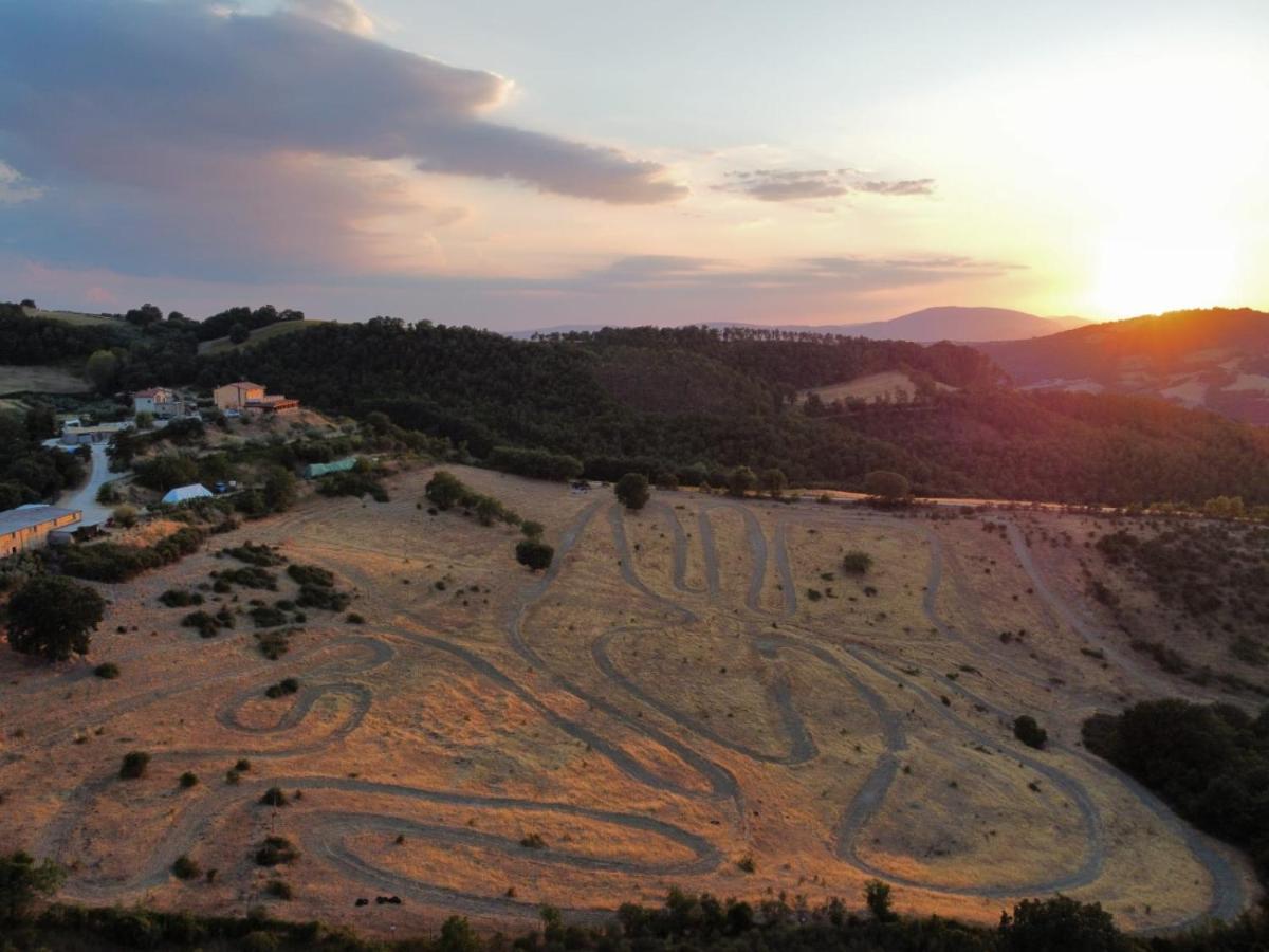 Valfabbrica Agriturismo La Terrazza מראה חיצוני תמונה