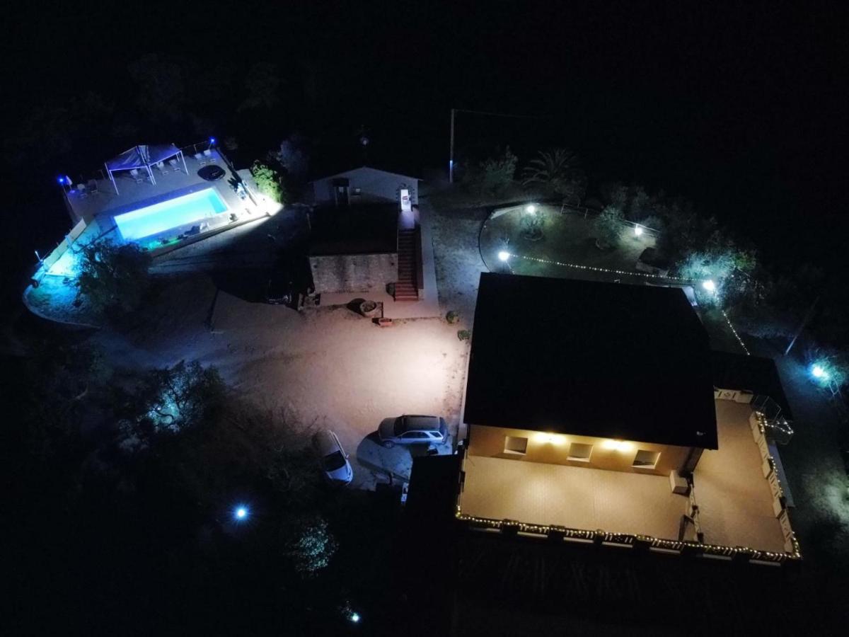 Valfabbrica Agriturismo La Terrazza מראה חיצוני תמונה