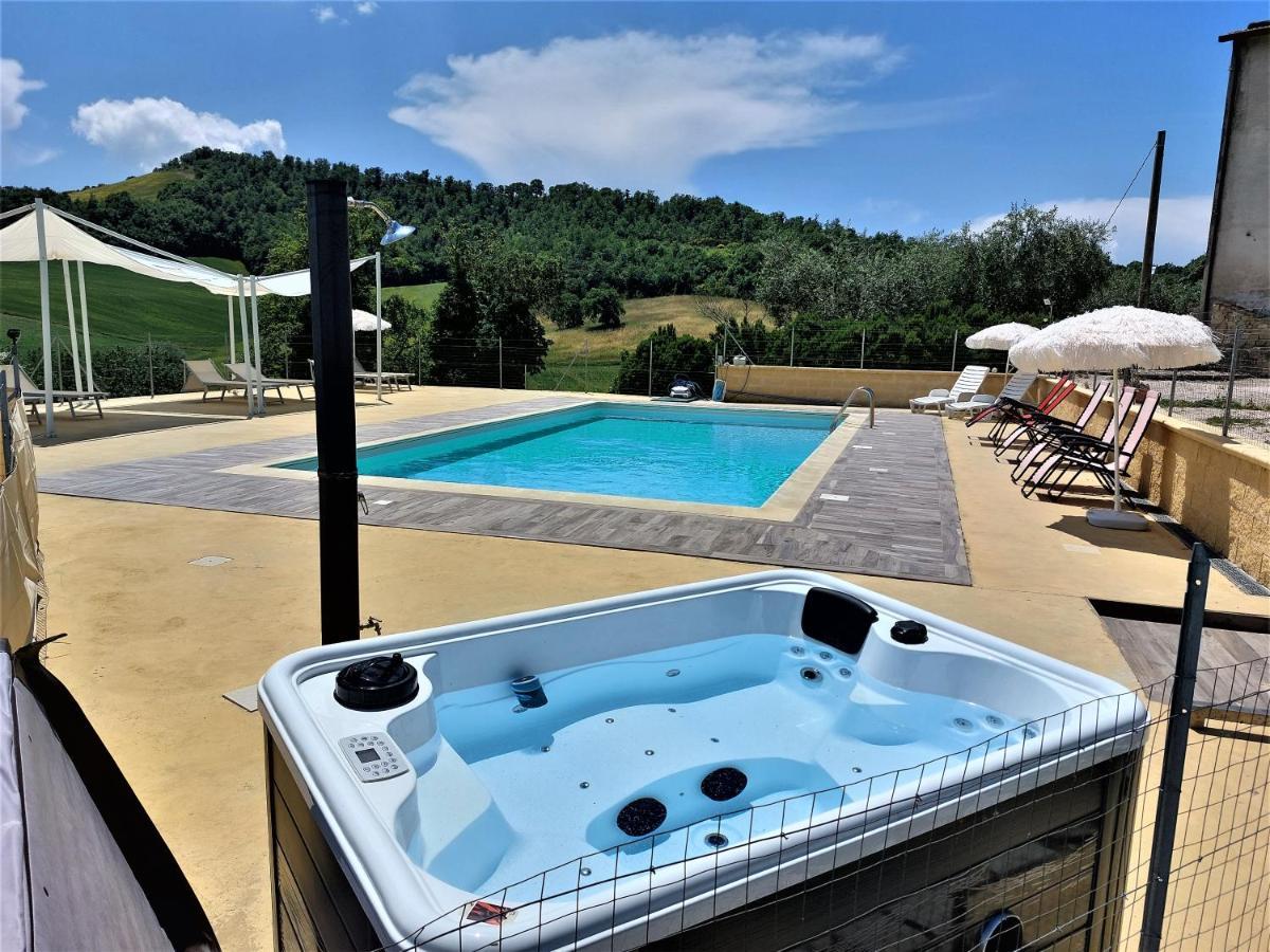 Valfabbrica Agriturismo La Terrazza מראה חיצוני תמונה