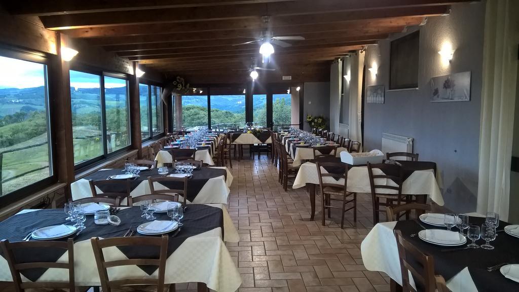 Valfabbrica Agriturismo La Terrazza מראה חיצוני תמונה