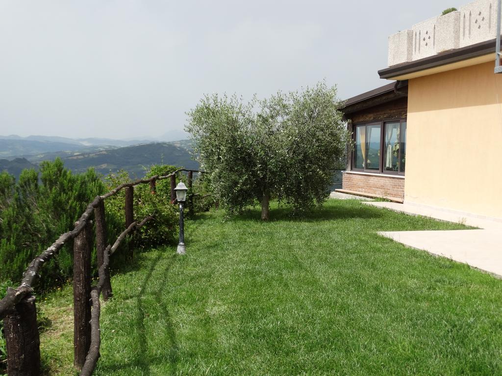 Valfabbrica Agriturismo La Terrazza מראה חיצוני תמונה