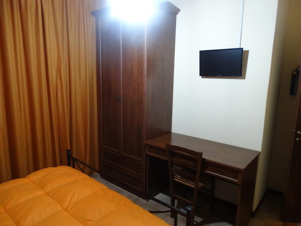 Valfabbrica Agriturismo La Terrazza מראה חיצוני תמונה