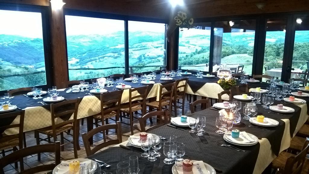 Valfabbrica Agriturismo La Terrazza מראה חיצוני תמונה