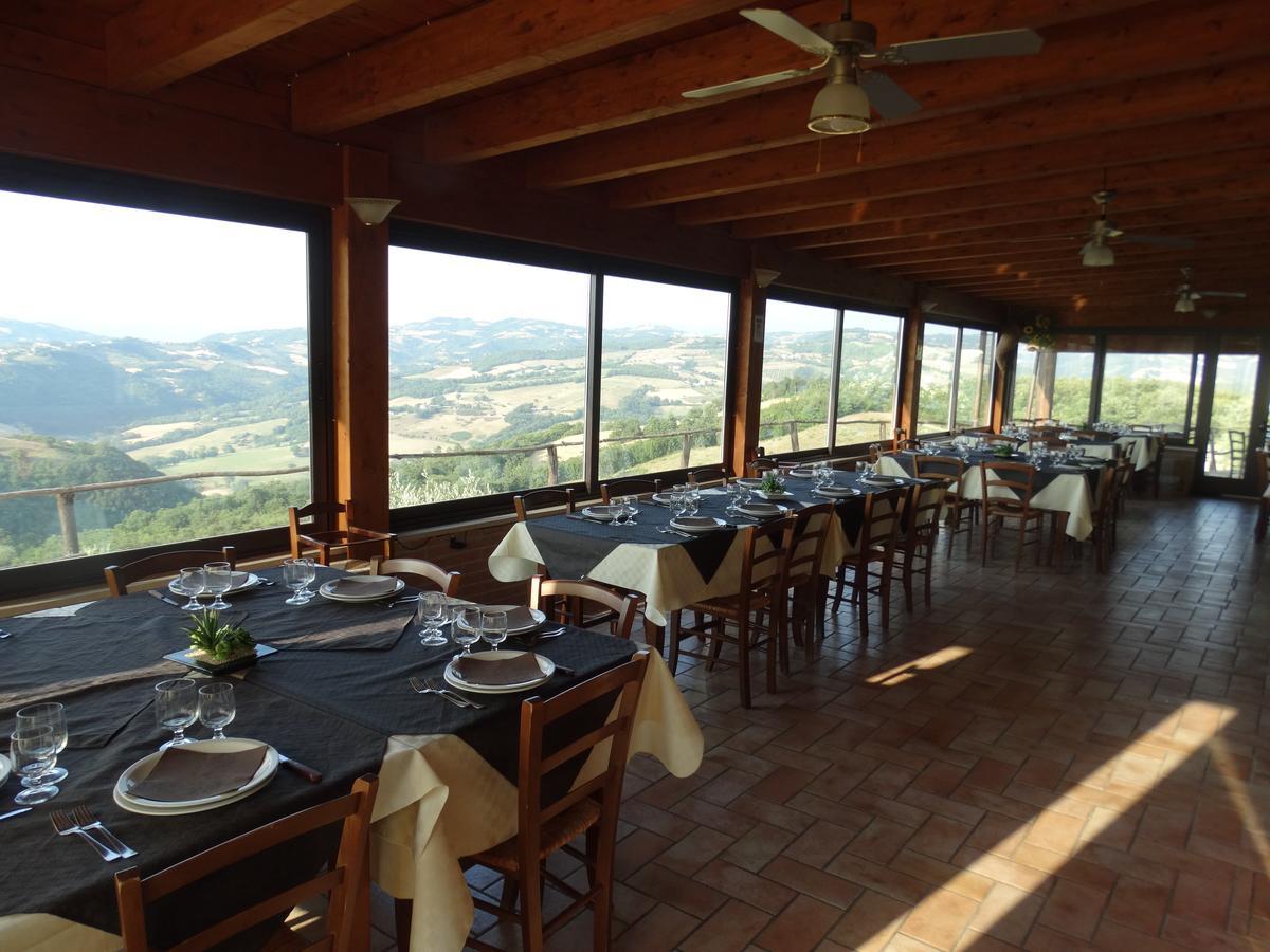 Valfabbrica Agriturismo La Terrazza מראה חיצוני תמונה